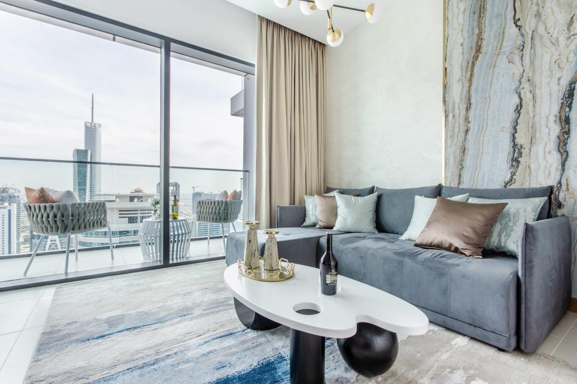 Frank Porter - Vida Residences Lejlighed *