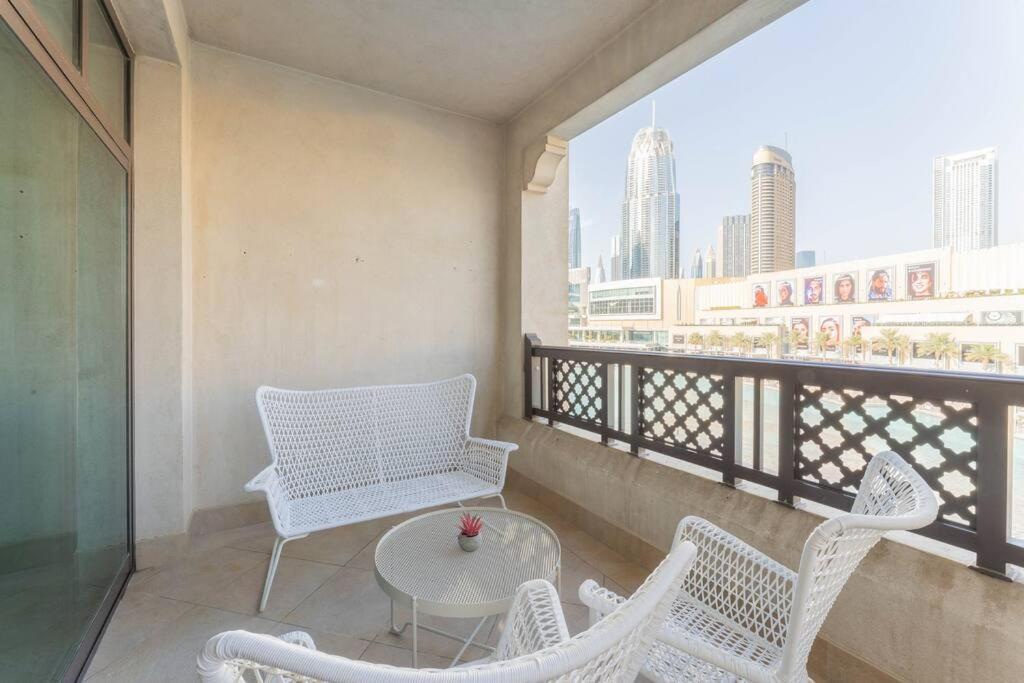 Traditional 2 Bedroom With Fountain View Appartement *