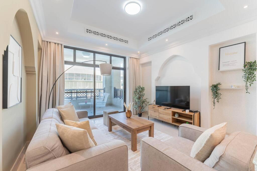 Traditional 2 Bedroom With Fountain View Appartement *