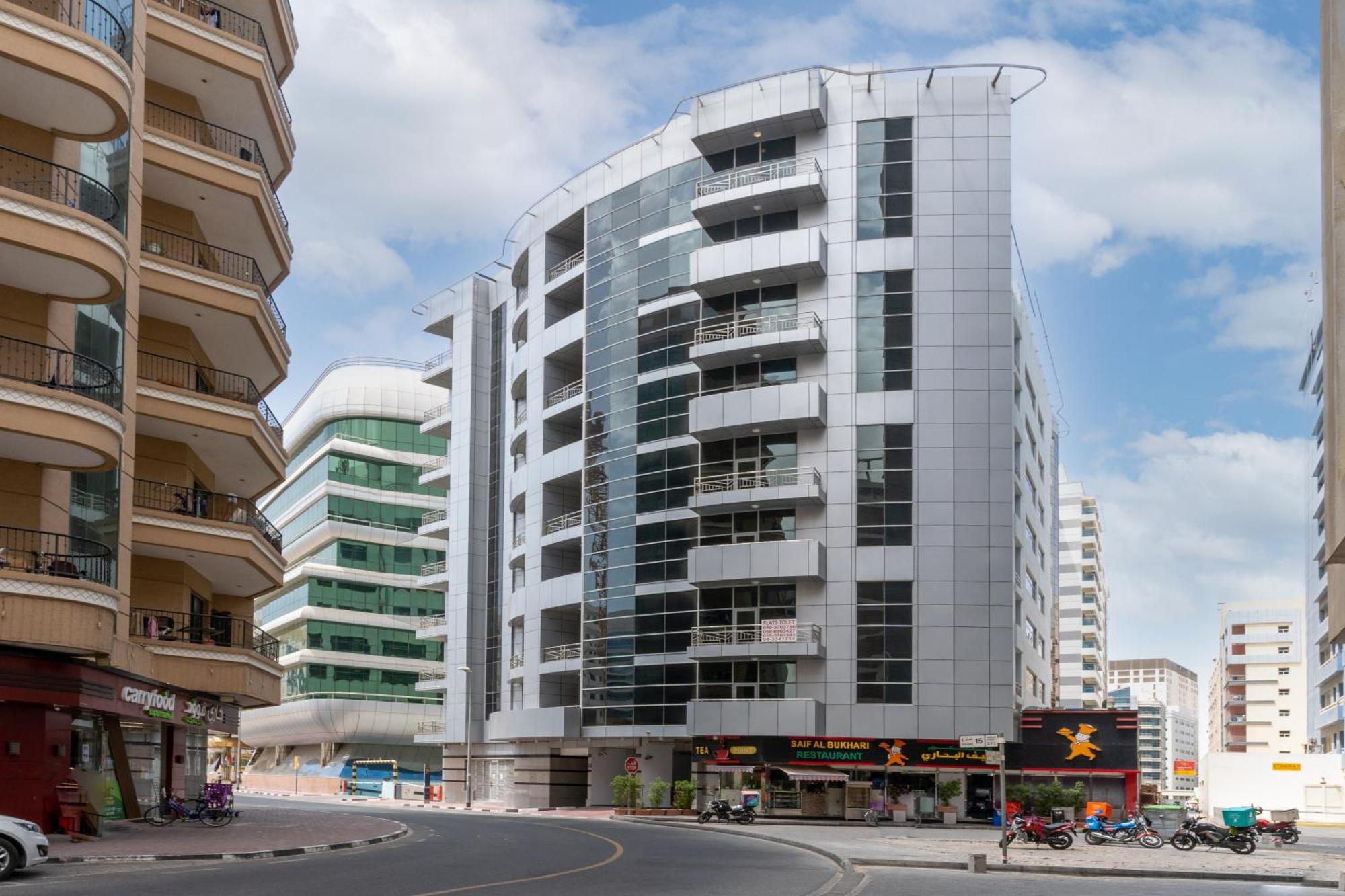 Rh- Exquisite & Spacious 01 Bedroom Near Mall Of The Emirates Dubaï