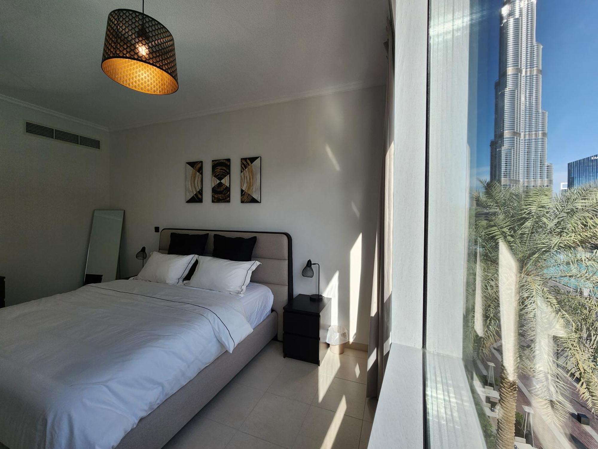 Apartamento Downtown Oasis, Burj Khalifa Views, Luxury Amenities Dubai