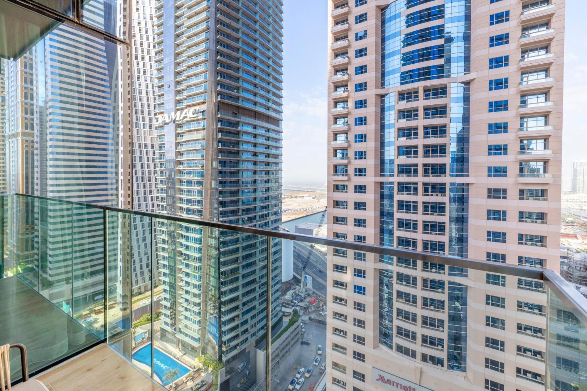 Jumeirah Marina Gate Residences *