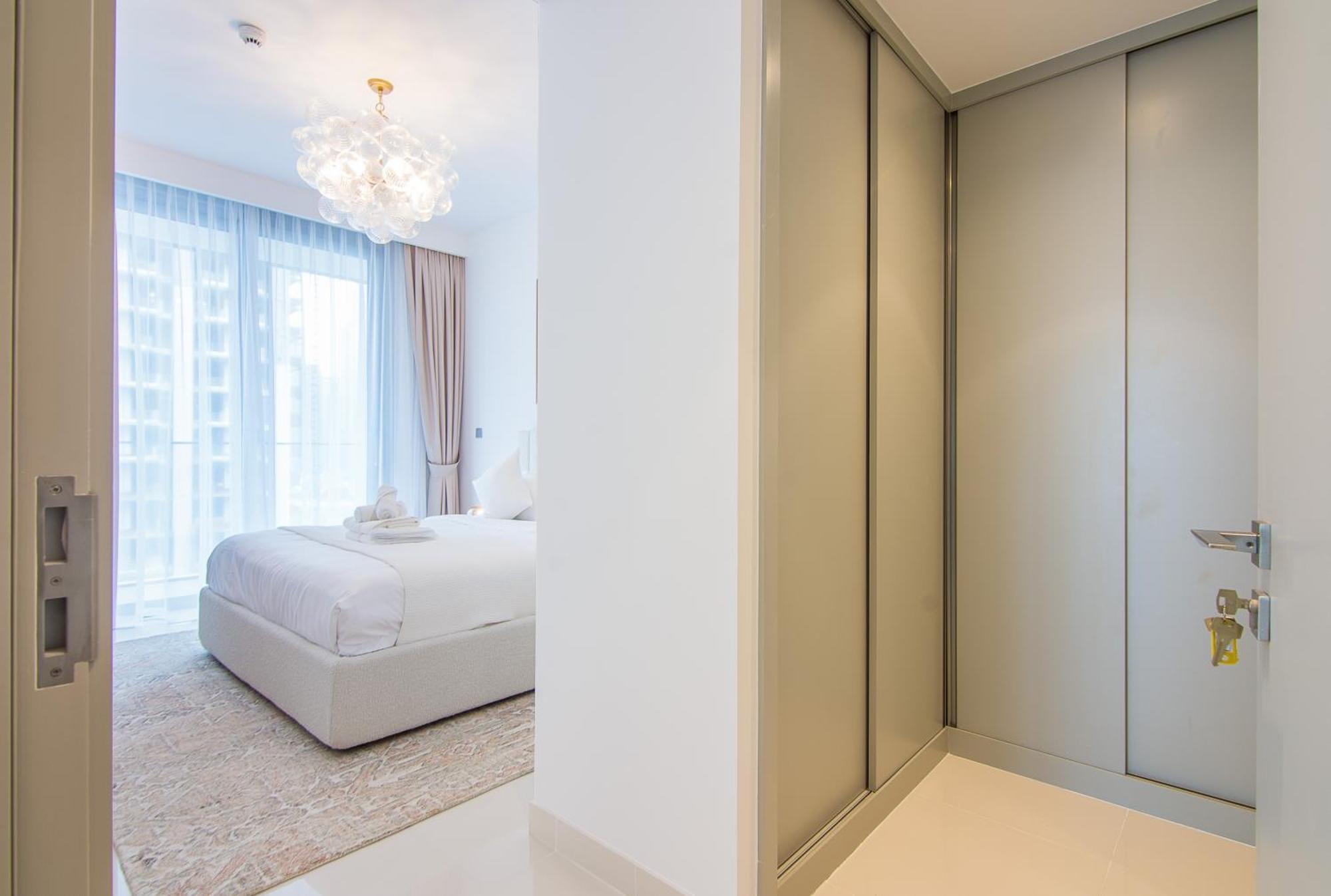Lägenhet Luxe Living In Beachfront 2 Bedroom In Marina *