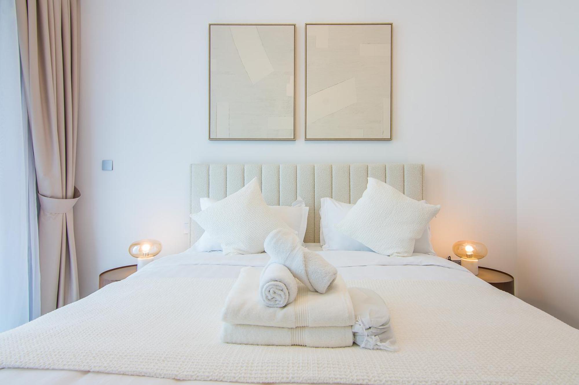 Luxe Living In Beachfront 2 Bedroom In Marina Lägenhet