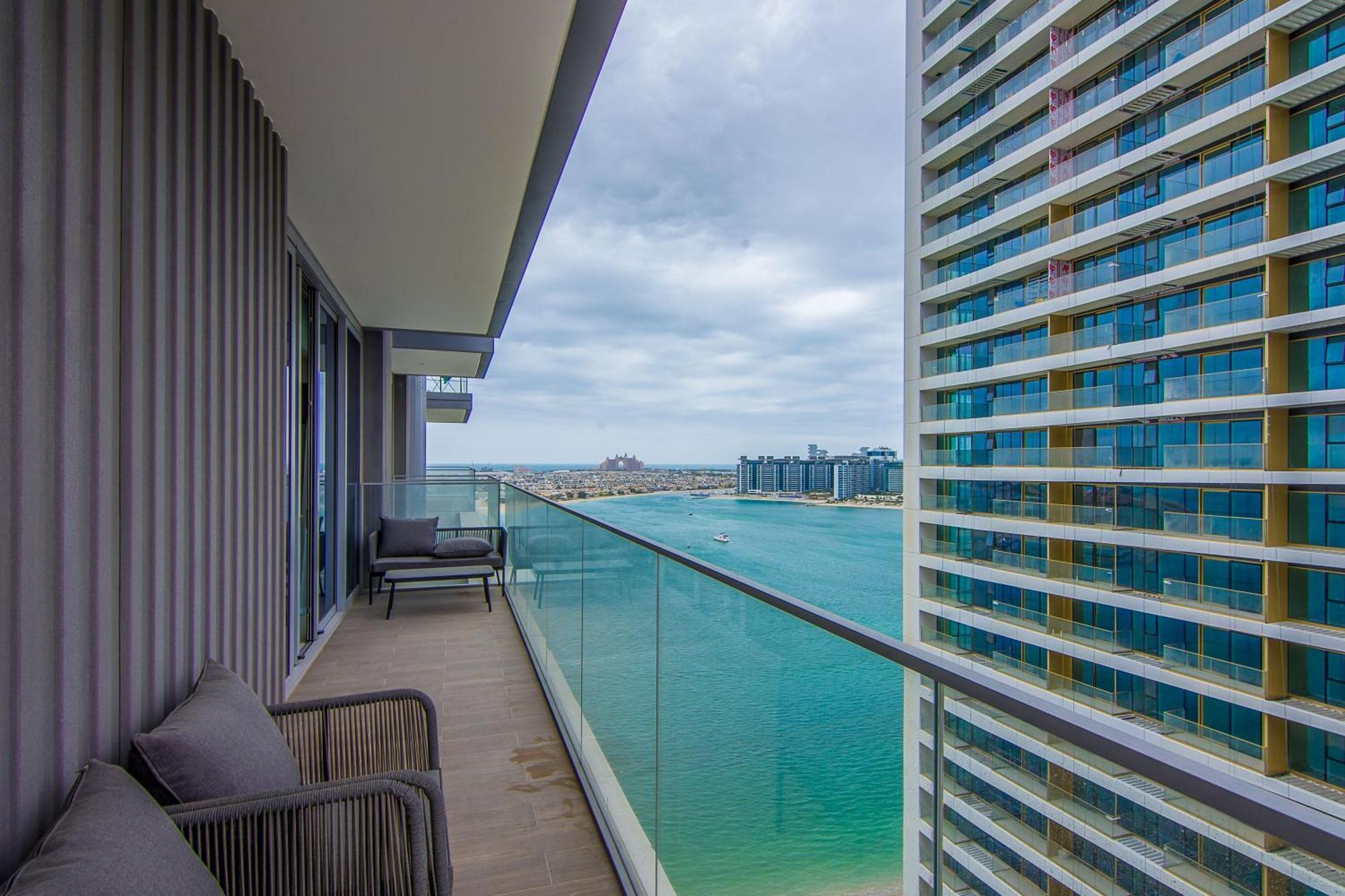 Lägenhet Luxe Living In Beachfront 2 Bedroom In Marina