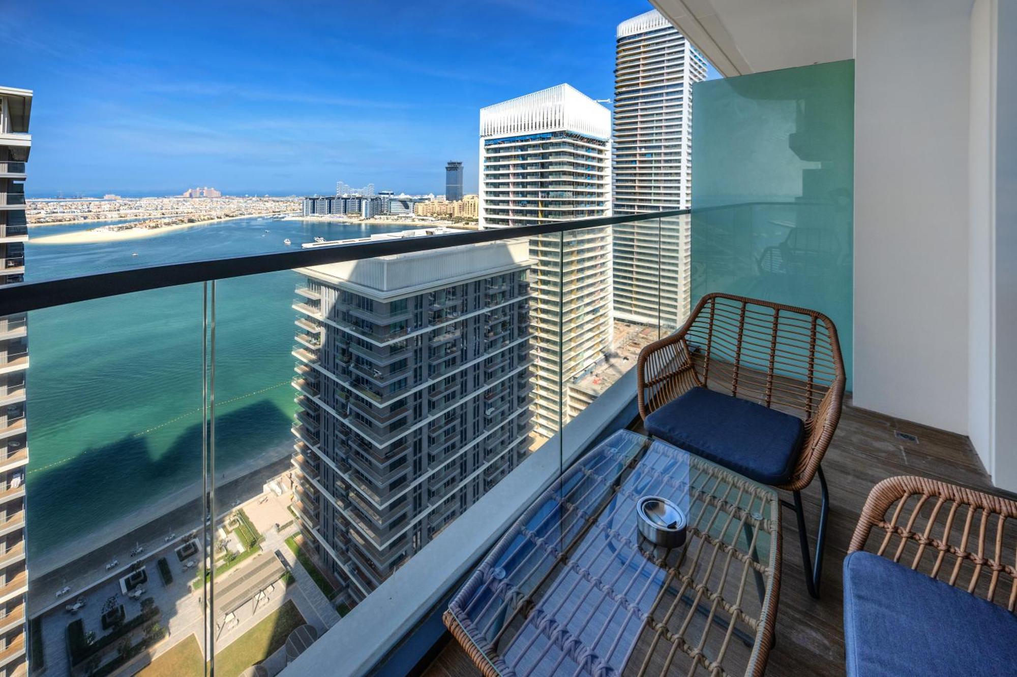 Marvelous Sea View With Access Appartement