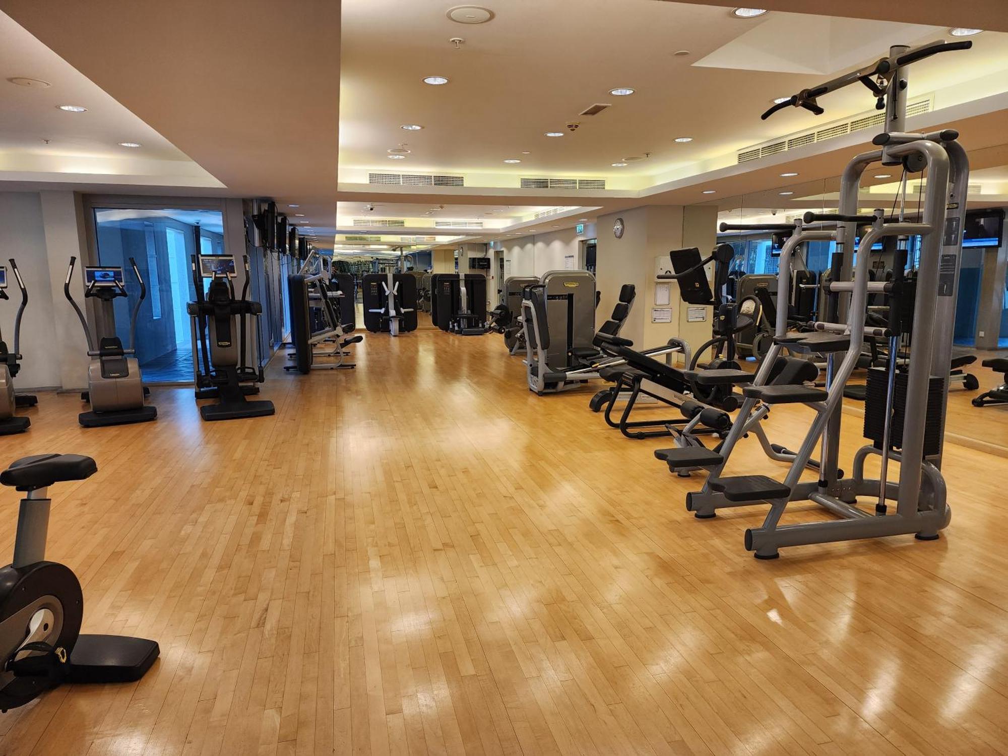 Downtown Oasis, Burj Khalifa Views, Luxury Amenities Apartamento Dubai