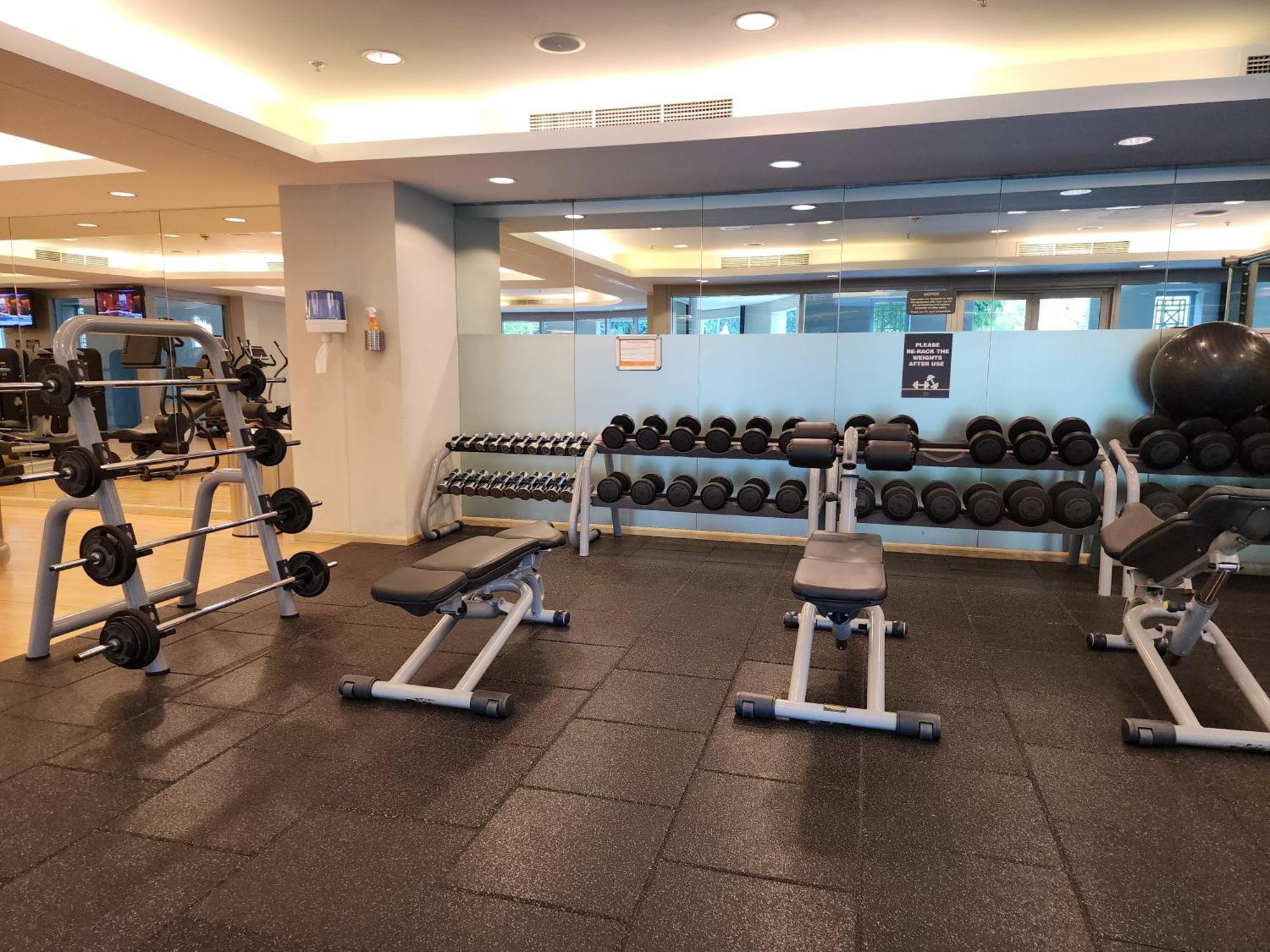 Apartamento Downtown Oasis, Burj Khalifa Views, Luxury Amenities *