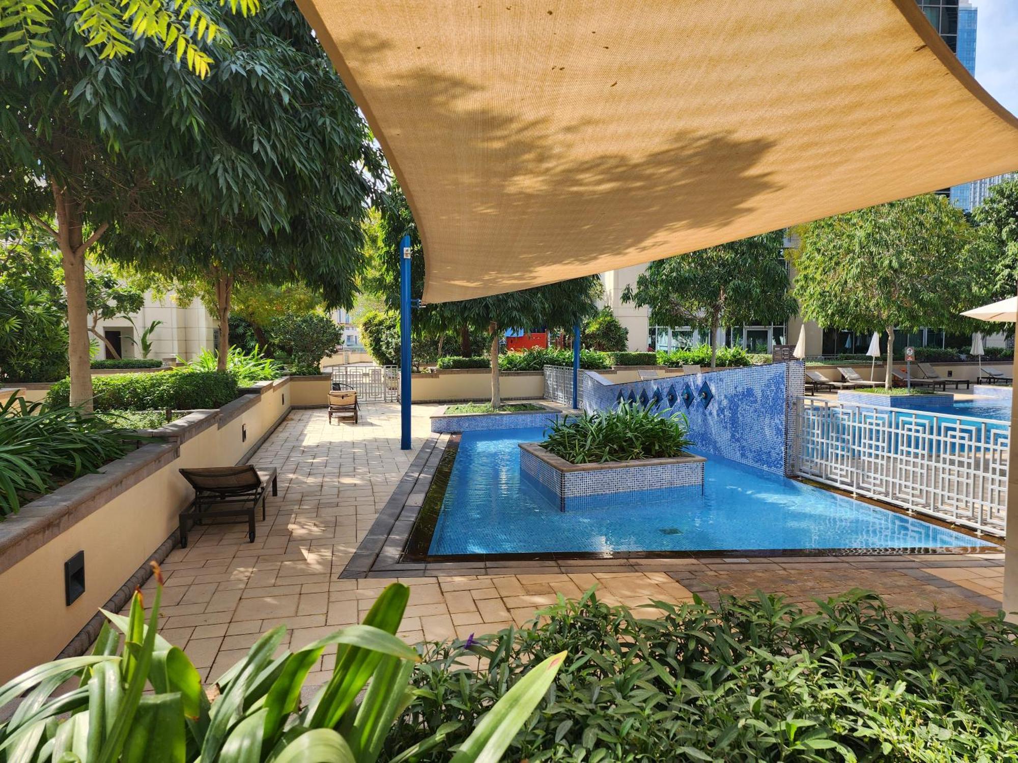 Apartamento Downtown Oasis, Burj Khalifa Views, Luxury Amenities Dubai