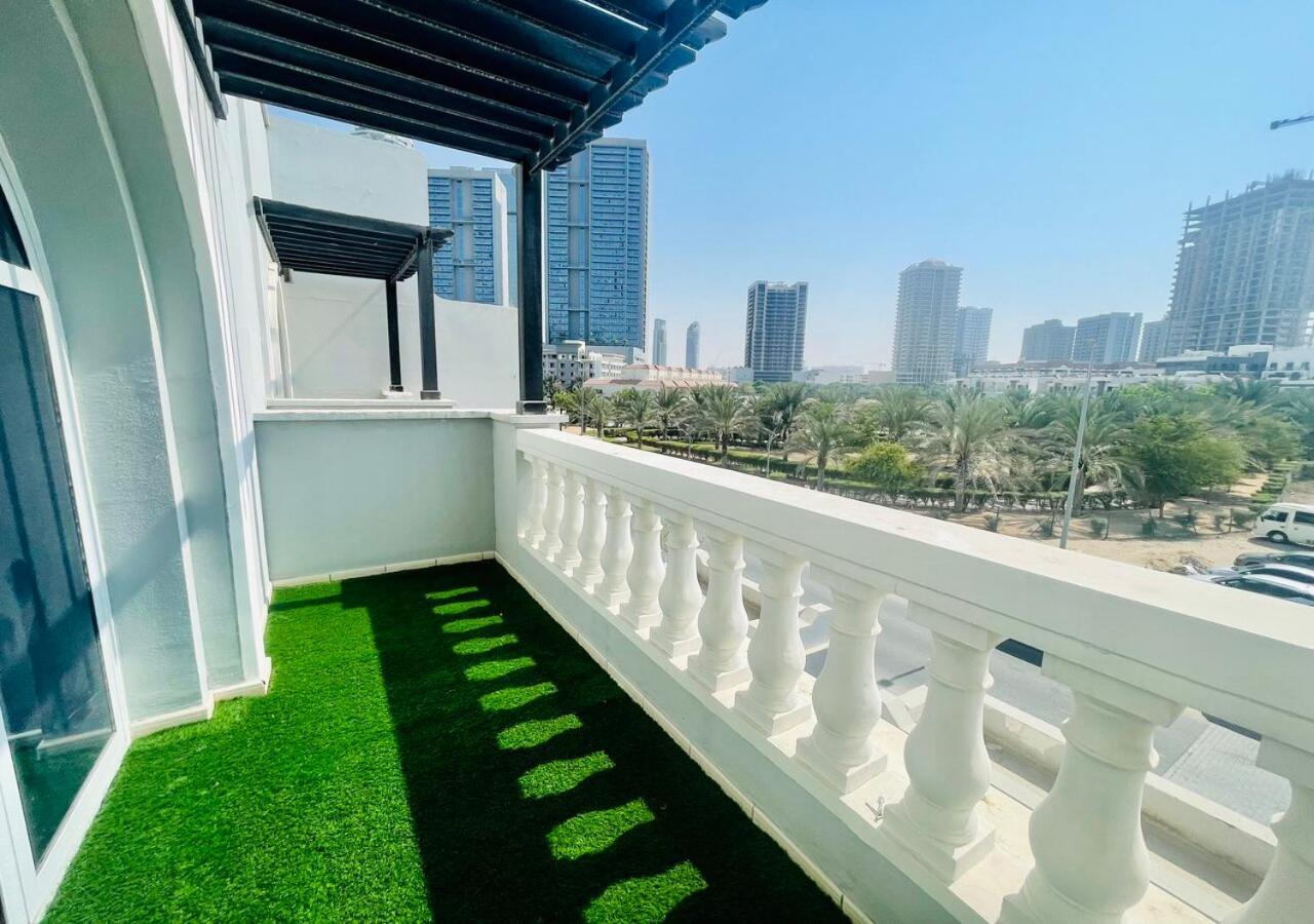 Quarto em Acomodações Particulares Sta Homes Dubai