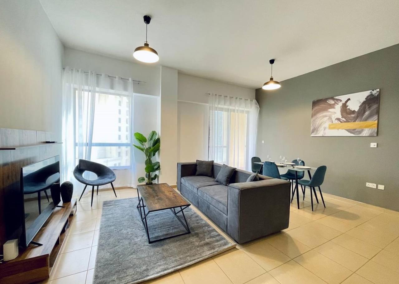 Apartemen Luxury Jbr , Beach , Pool , Parking