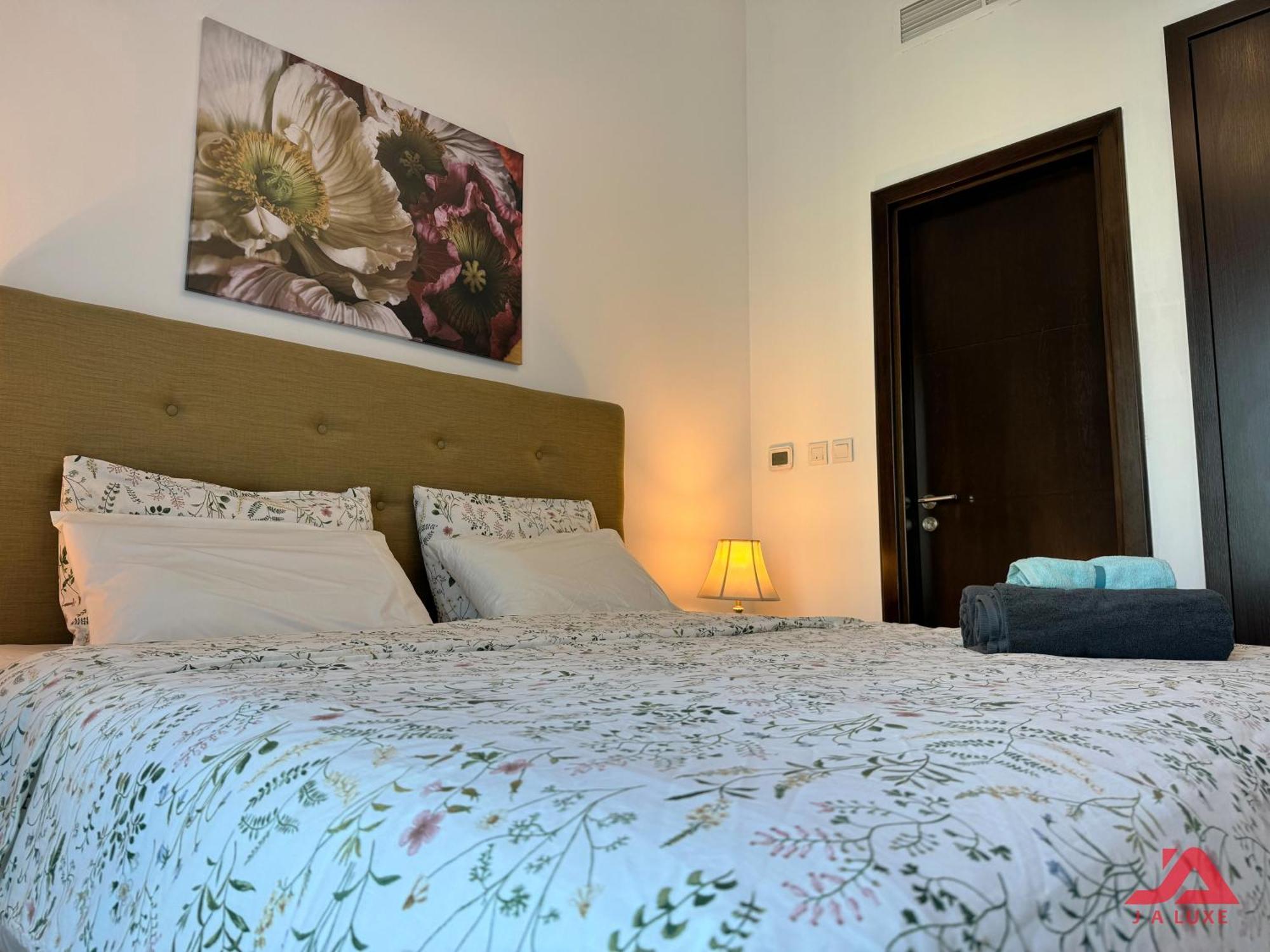 Apartment Lovely Full Marina View 1br Apt In Bay Central Tower, Marina With Modern Gym & Pool, Steps To Beach & Metro *