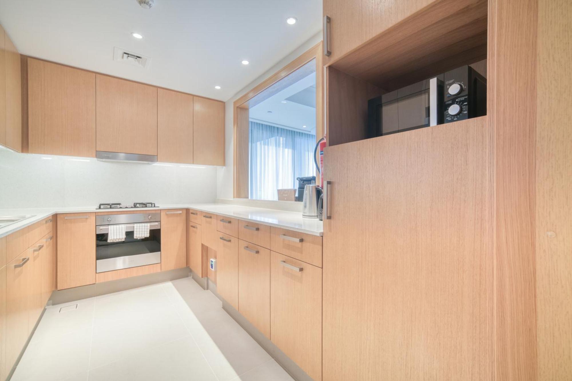 Downtown Luxury - Stunning Burj Khalifa & Sea View - 5 Minutes Walk To Mall Appartement
