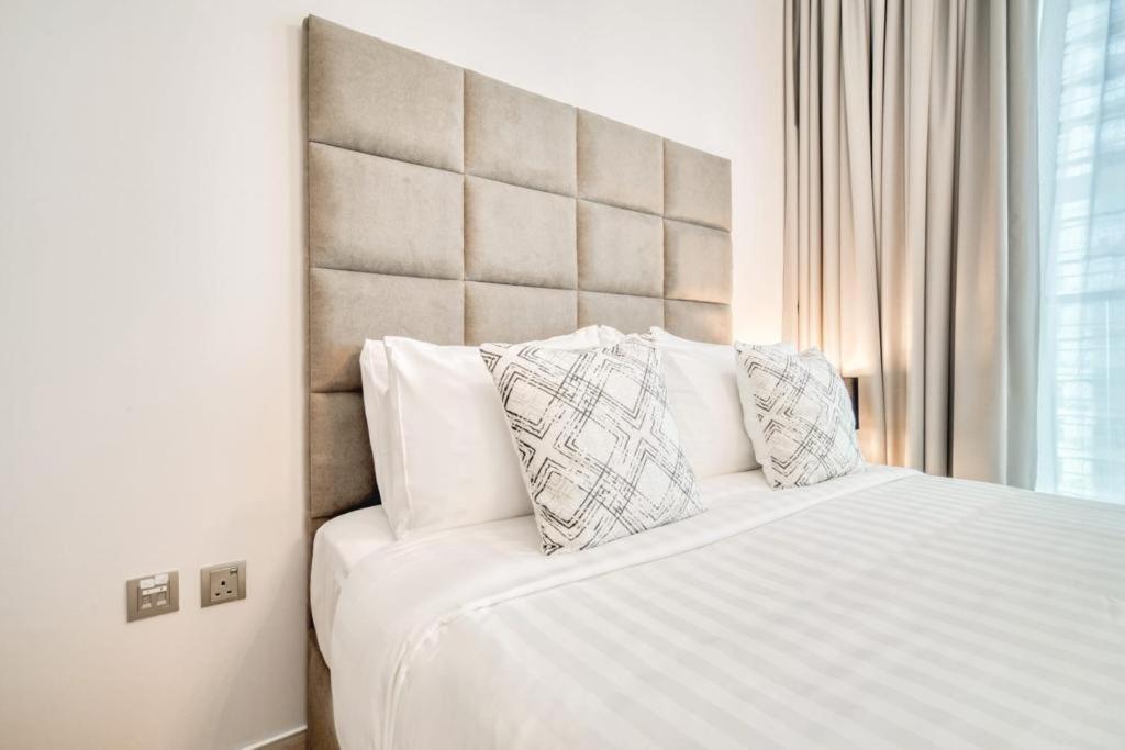 Appartement Bright With Mesmerizing Canal And View