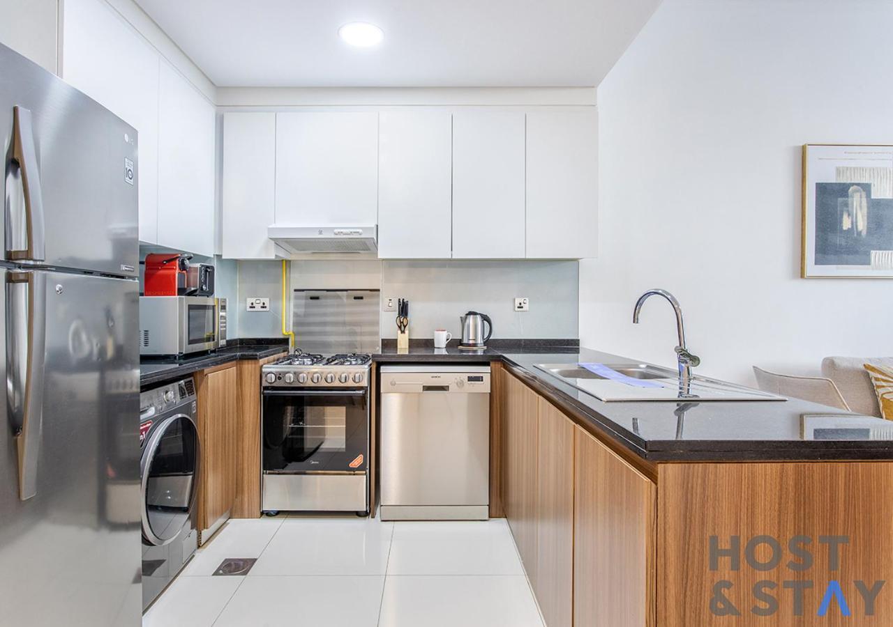 Appartement Host And - Luxury In Orchid, Damac Hills With Premium Amenities *