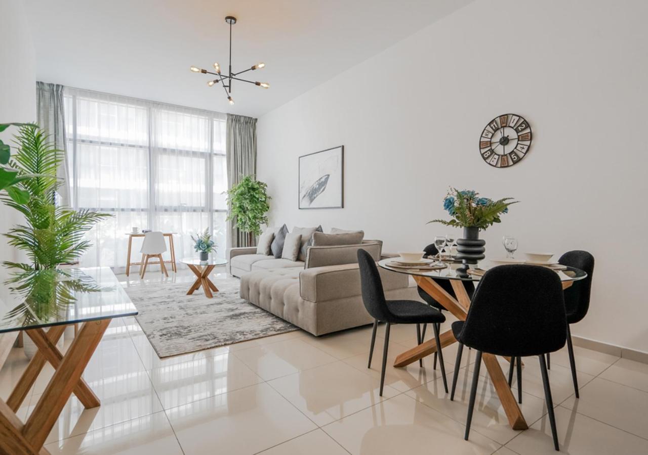 Appartement Host And - Luxury In Orchid, Damac Hills With Premium Amenities *