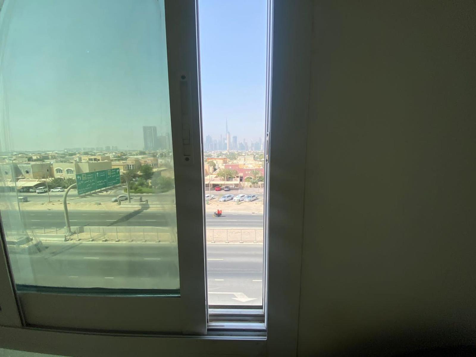Cute And Small Partitions For Girls In Dubai- Female Guests Only فتيات فقط