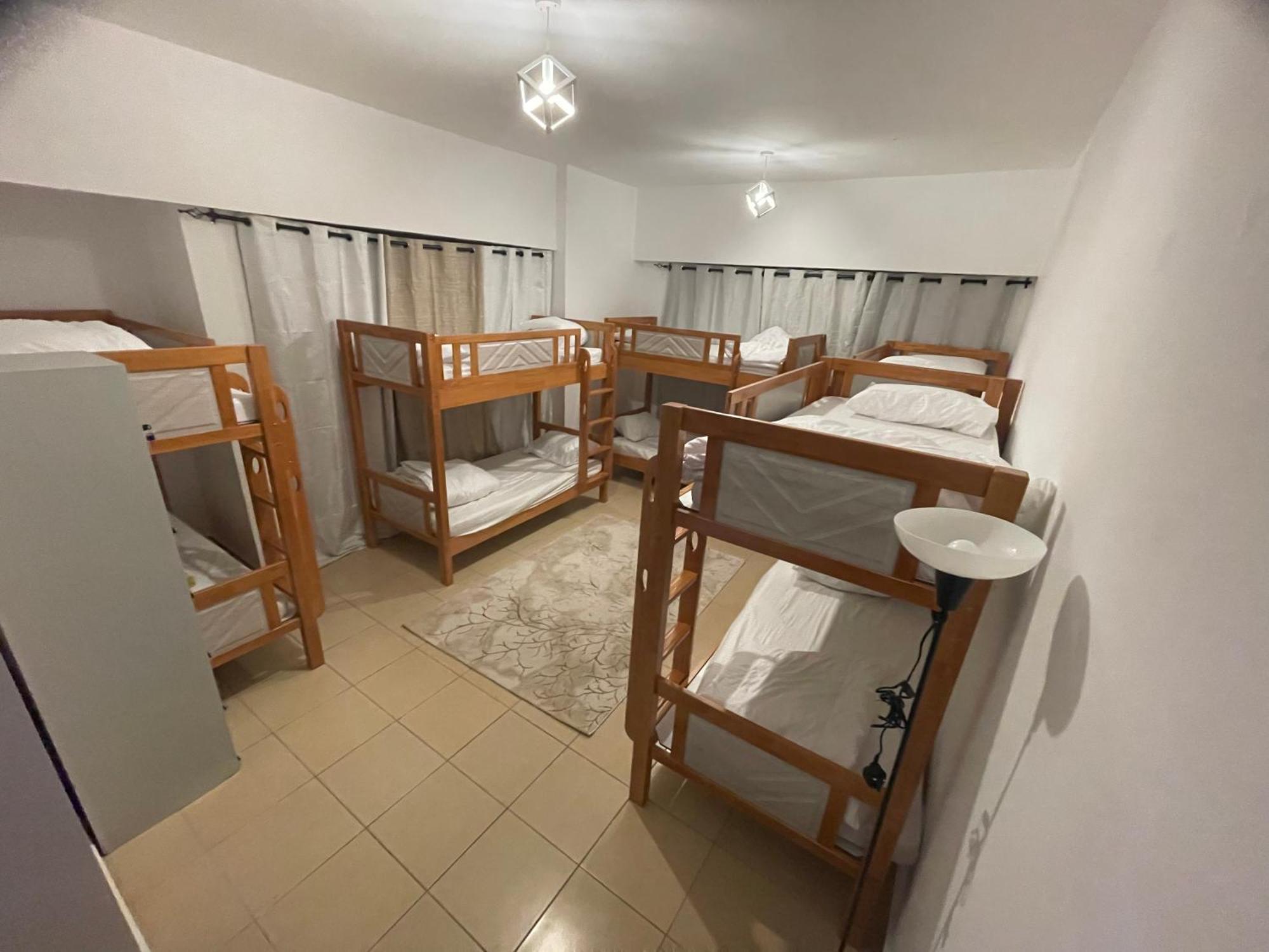 Seaview Beach Jbr - Walk To Beach - Gym - Pool - Metro Station Dubái