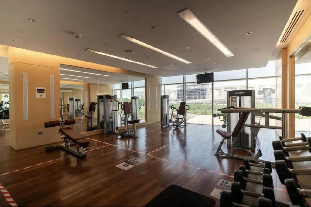Appartement Brand New Huge 2 Bedroom Skyline View Dubaï