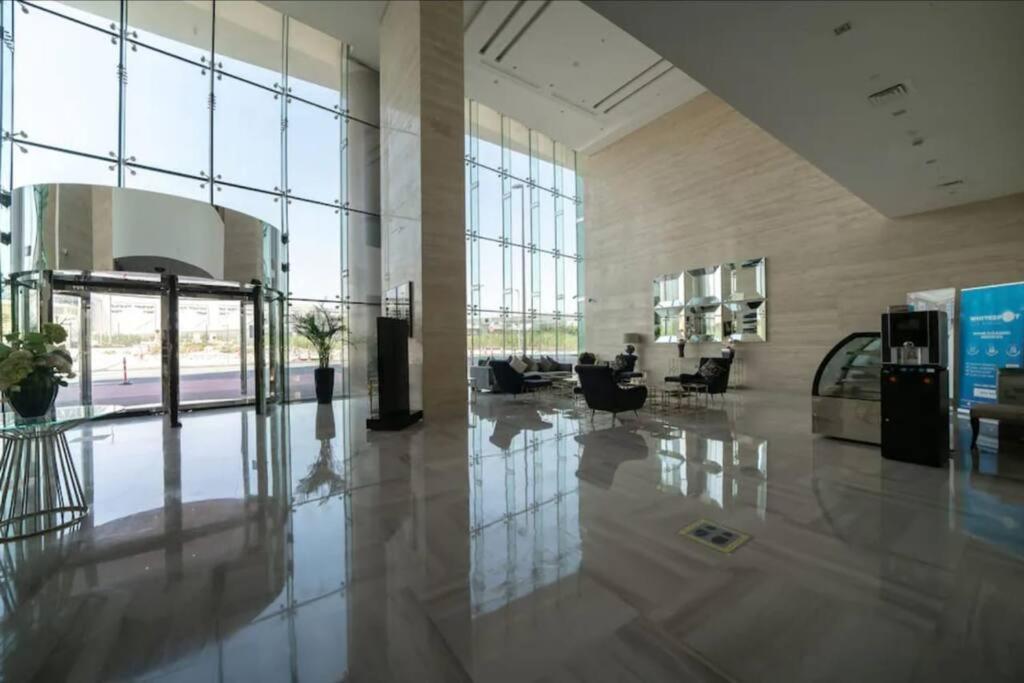 Brand New Huge 2 Bedroom Skyline View Dubaï