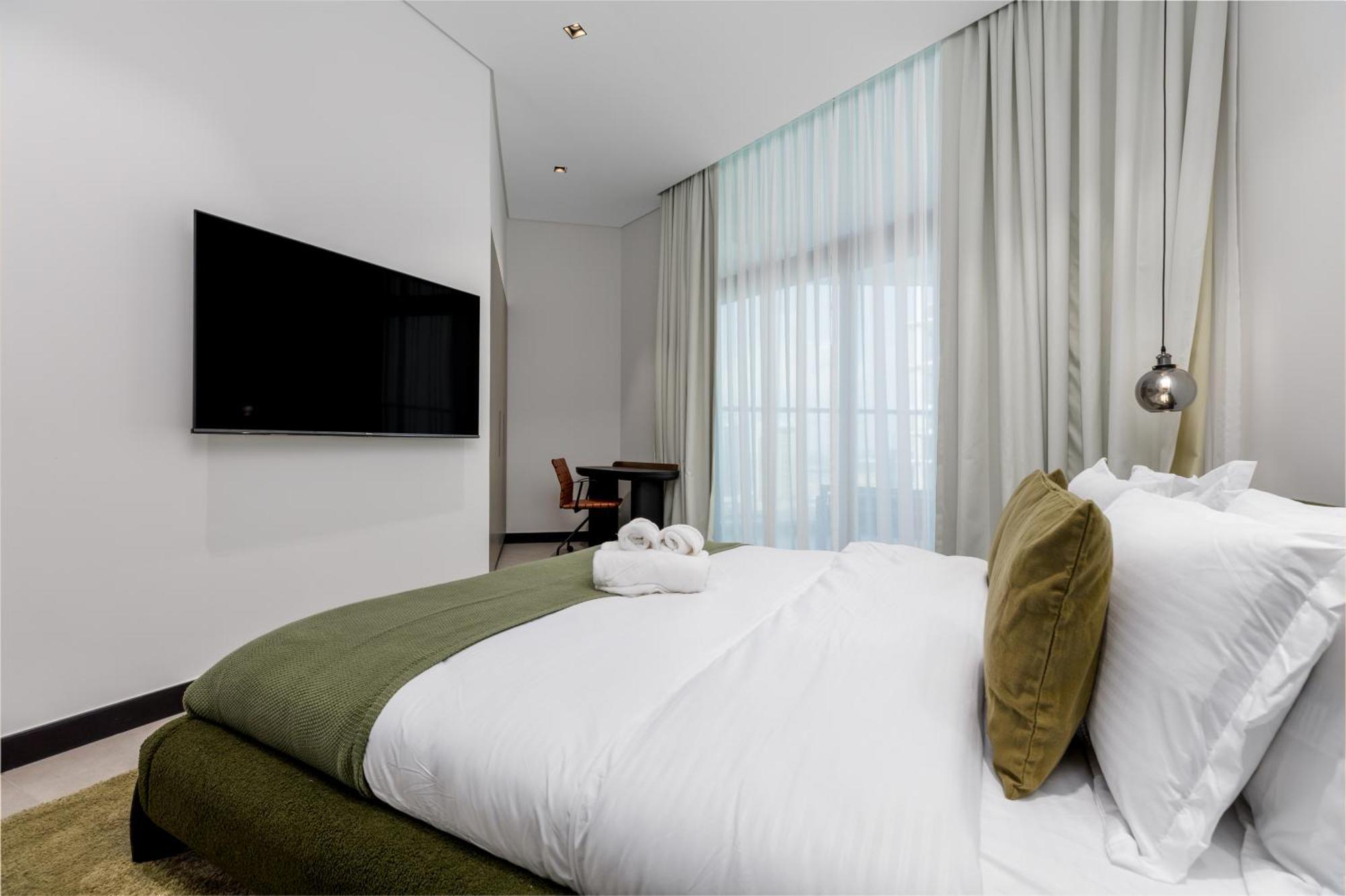 Waves Homes - 15 Northside, Tower 1, Two Bedroom Apartament