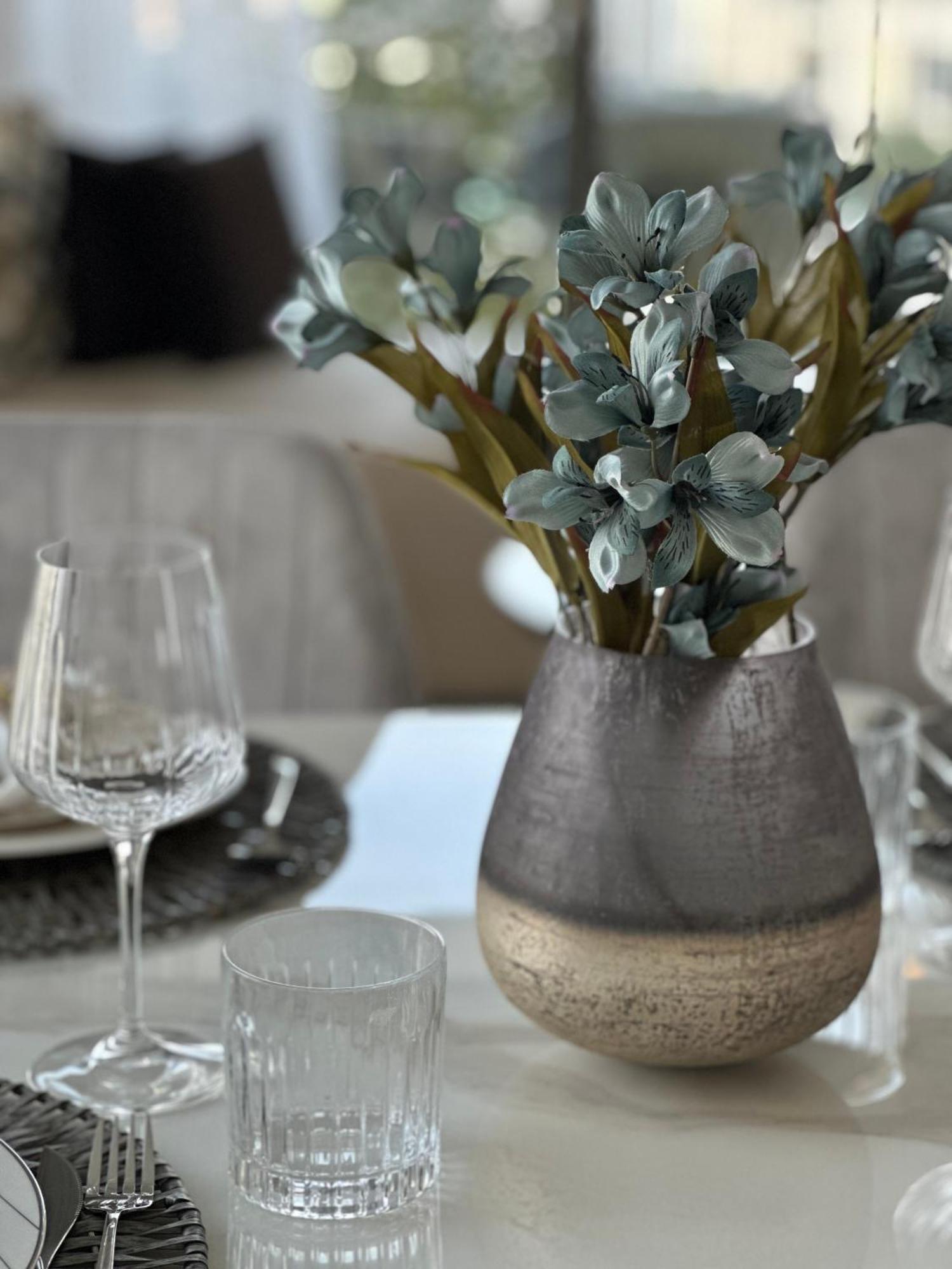Creek Harbour Retreat: Luxurious 2-br * Dubai