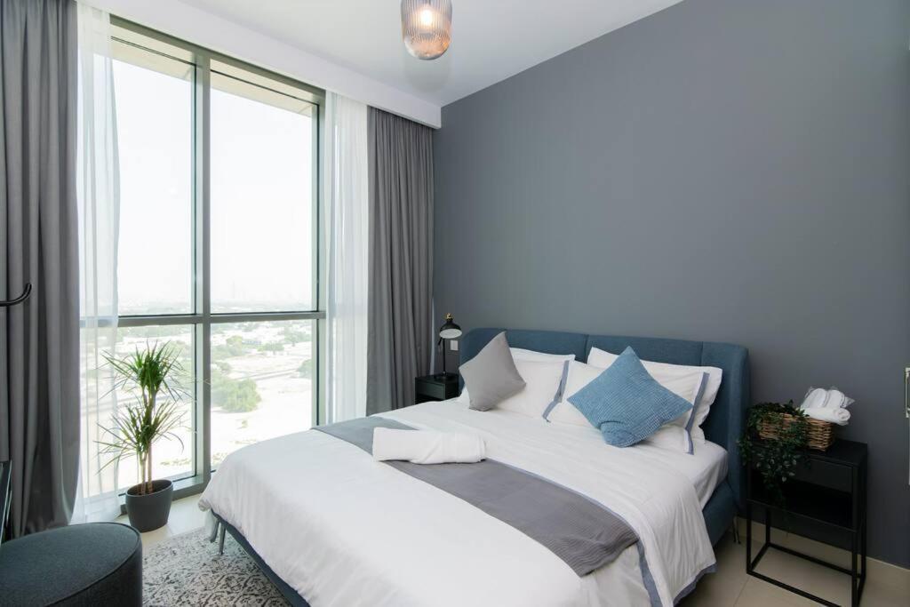 Elite Escape - 1 Bhk Getaway With Mall Access - 1502 Apartamento Dubái