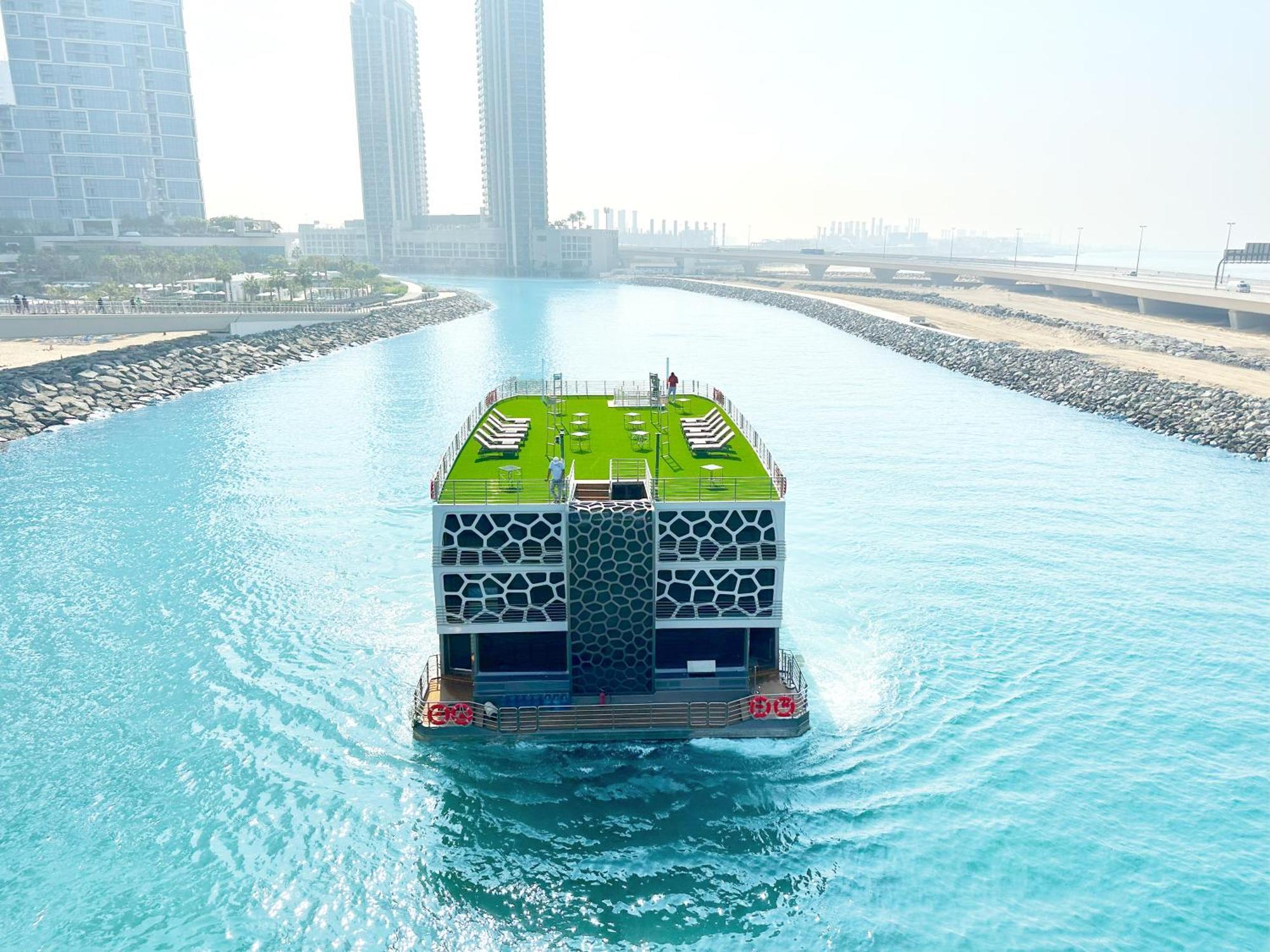 Overnight Super Yacht - Orchid Botel Dubai