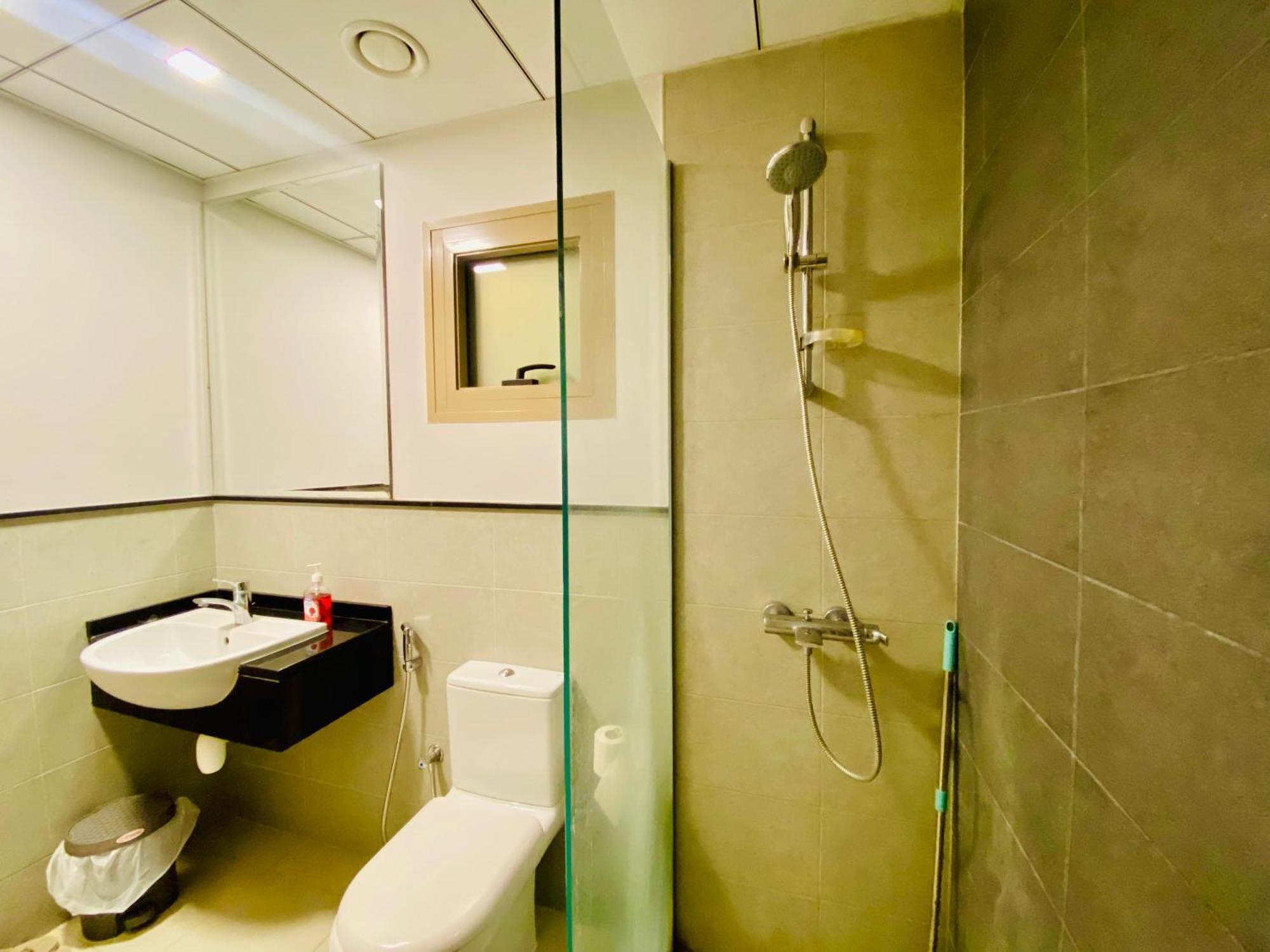 Appartement Executive Master Bedroom In Shared