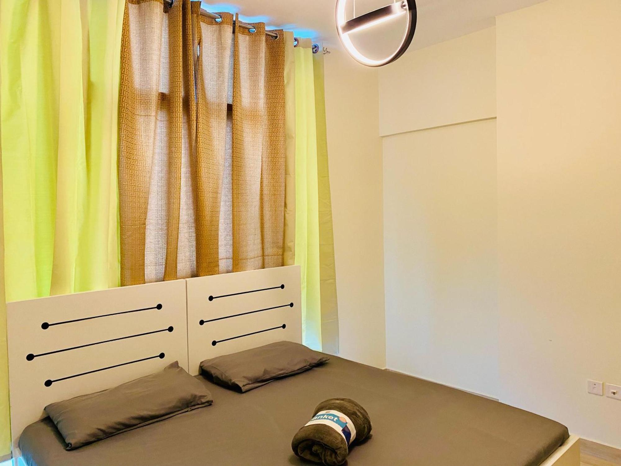 Executive Master Bedroom In Shared Dubai