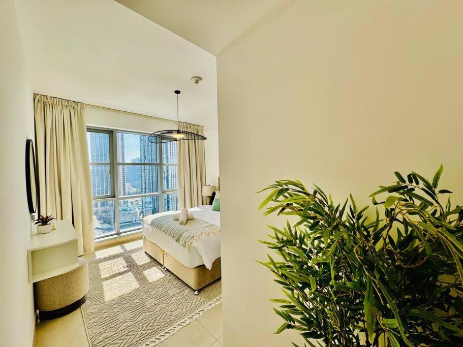 Luxe 2br With Fountain & Opera Views At Standpoint A Appartement