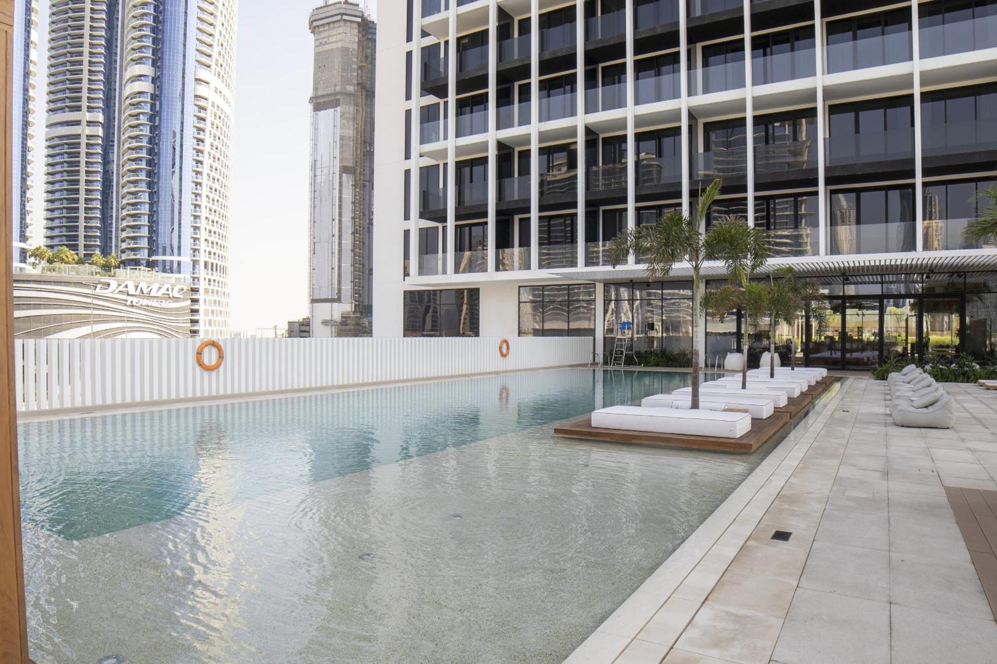 Appartement Executive At Upside Living, Business Travel Ready