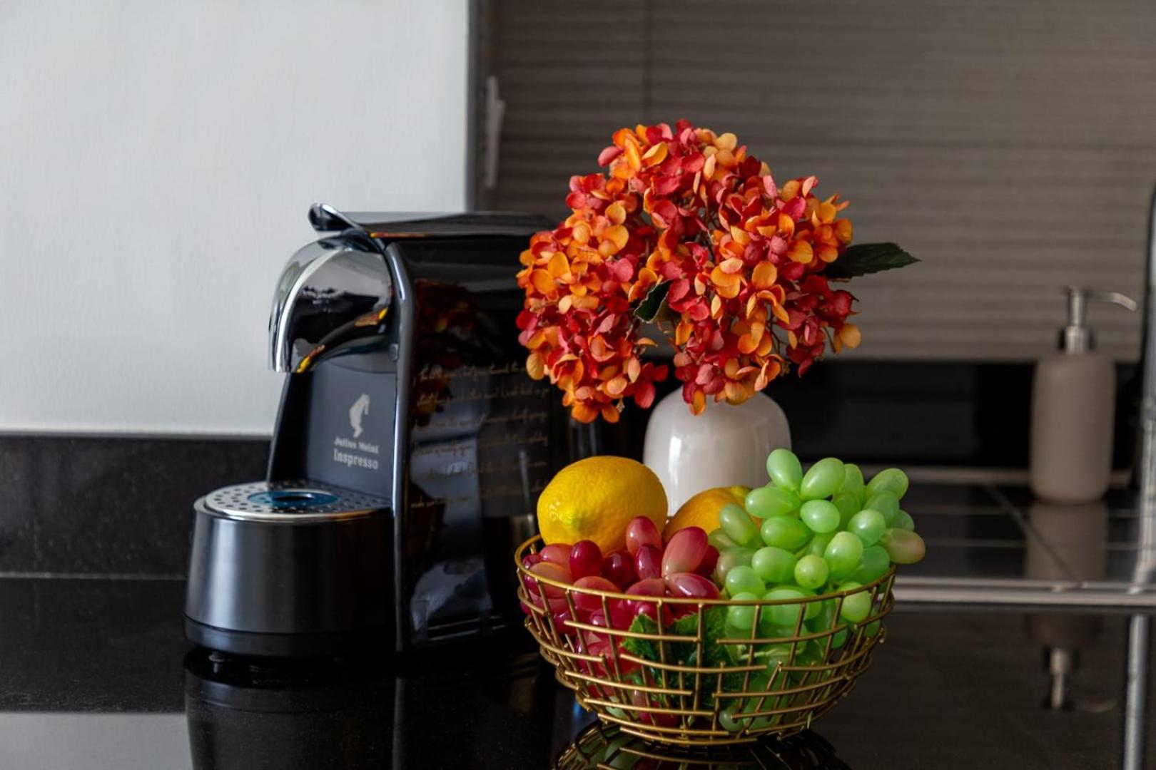 Frank Porter - Bella Rose Apartament Dubai