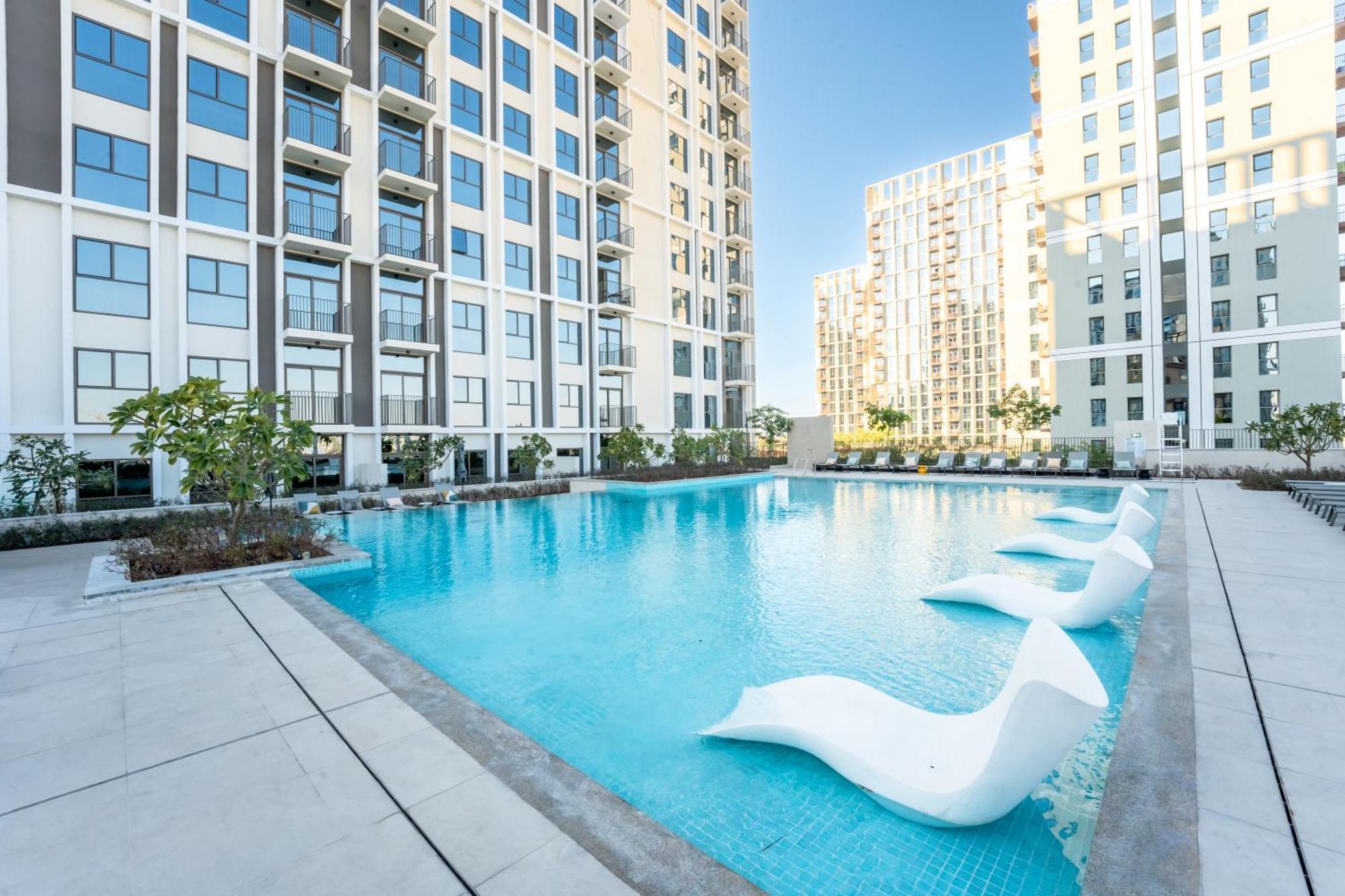 First Class In Hills - Next To Hills Mall - Socio, Collective And Golfville Towers Apartamento Dubai