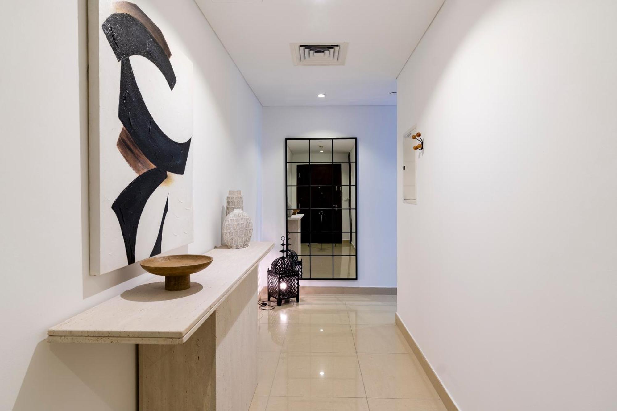 Prestige Living 2br With Full Burj Khalifa And Fountain View By