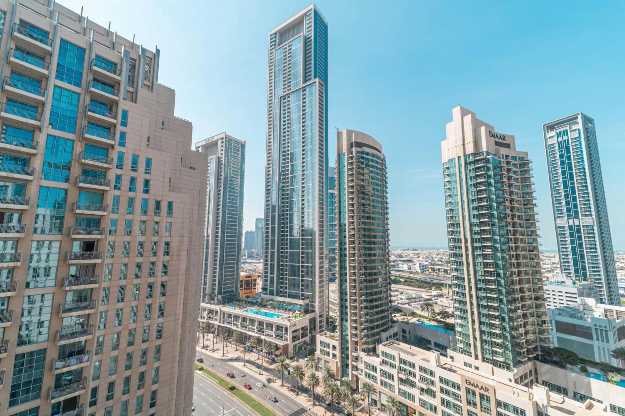 Frank Porter - Stand Point * Dubaï