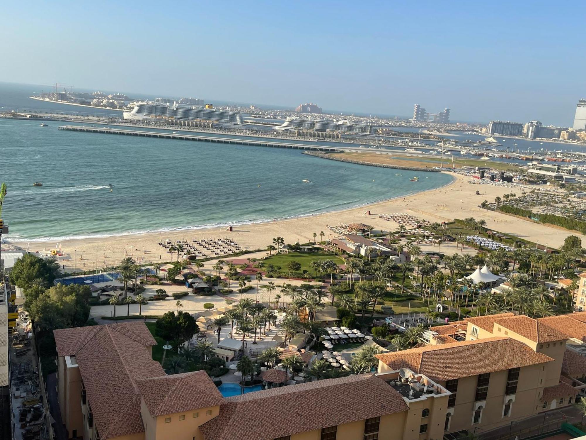 Hostal Seaview Beach Jbr - Walk To Beach - Gym - Pool - Metro Station Dubái