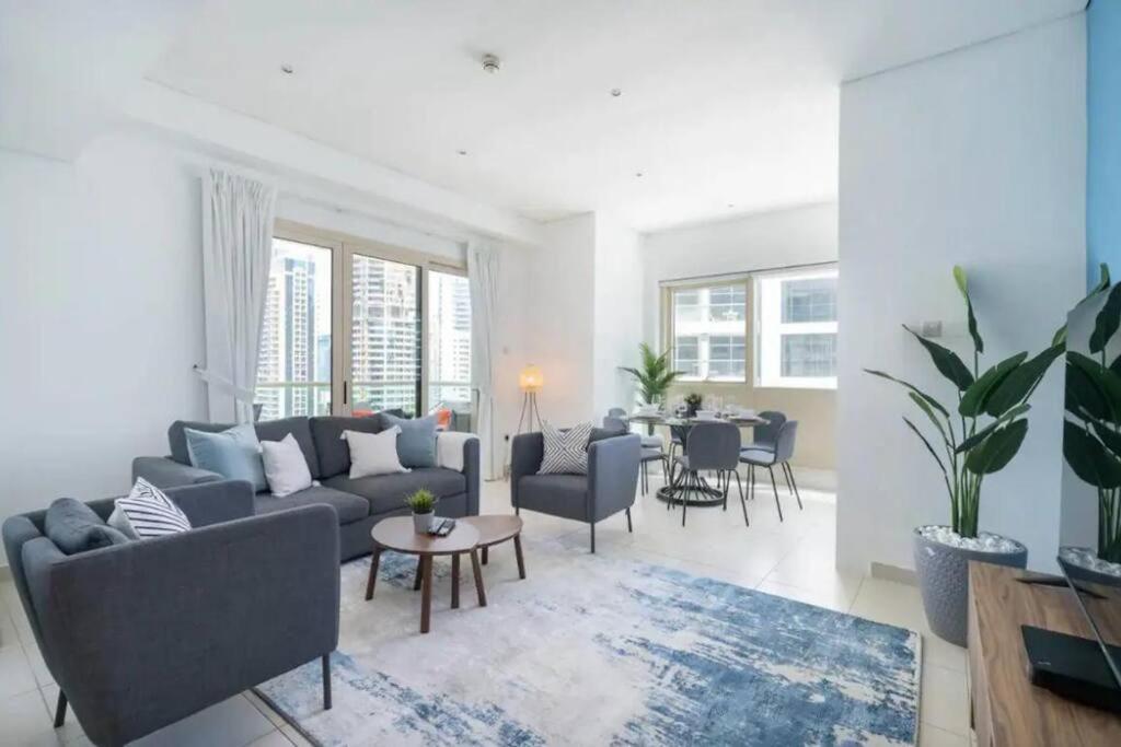 Appartement Nr Beach/2 Bed Upgraded/terrace *