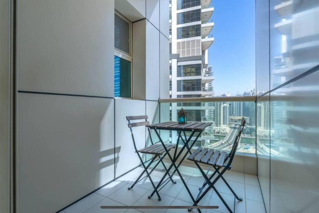 Nr Beach/2 Bed Upgraded/terrace Appartement Dubaï
