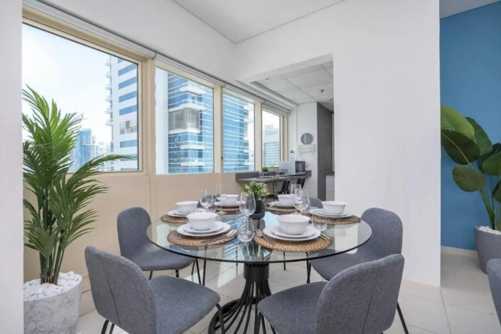 Appartement Nr Beach/2 Bed Upgraded/terrace *