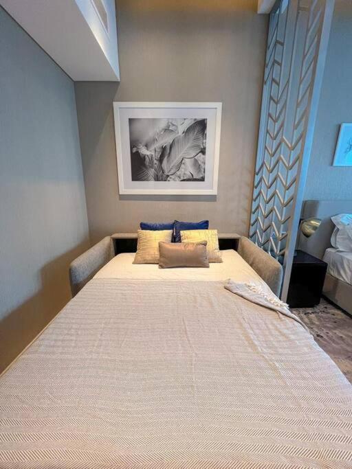 Appartement Deluxe Business Bay - Canal View - Gym & Pool *