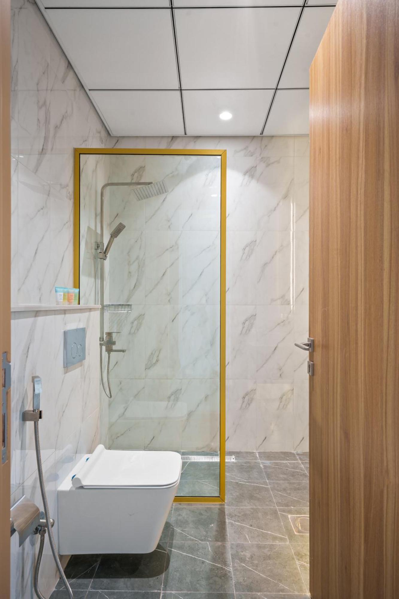 Cozy With Modern Amenities In Dubailand Apartamento