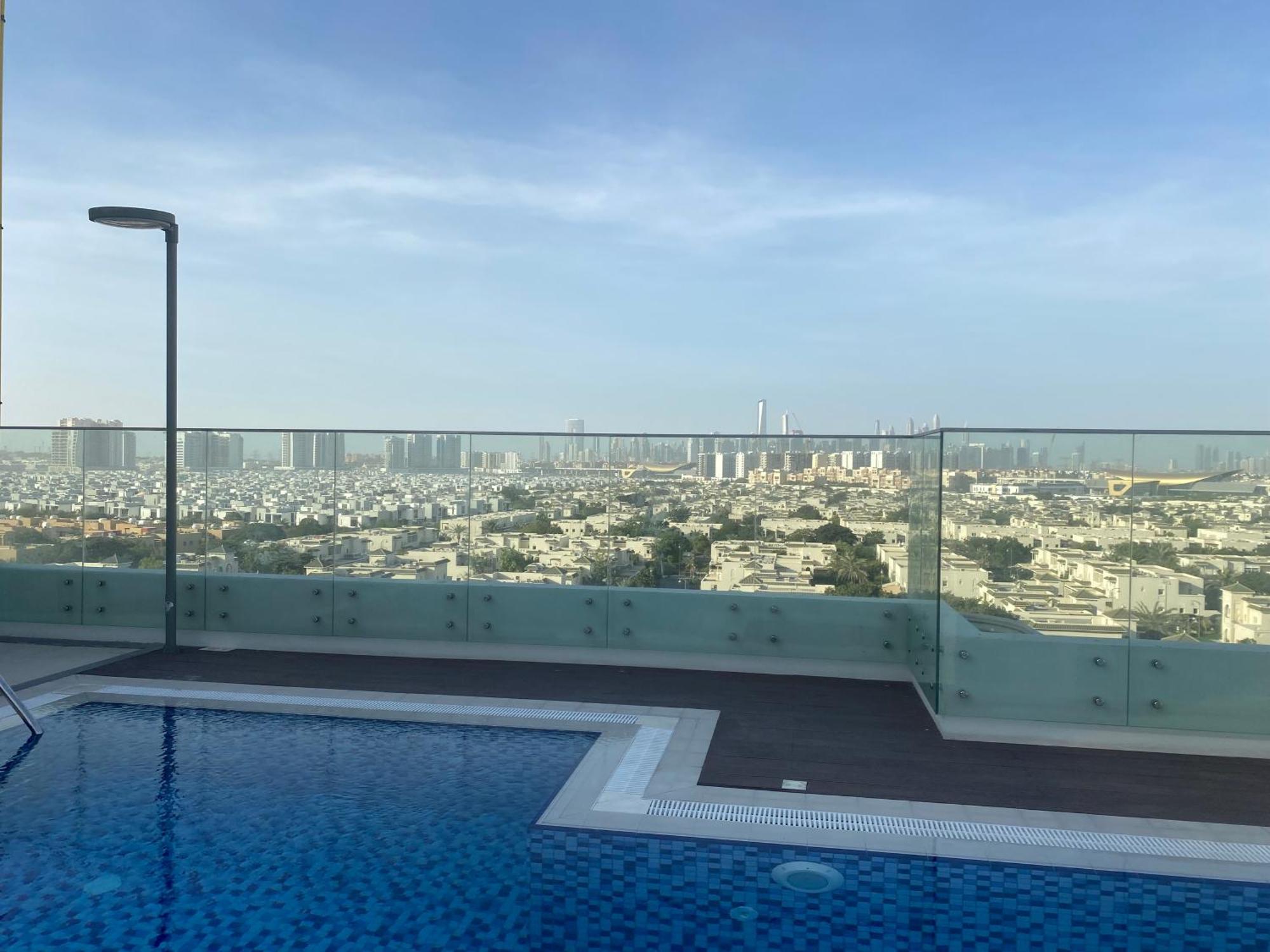 Apartemen Beautiful Whit Pool Rooftop Near Metro *