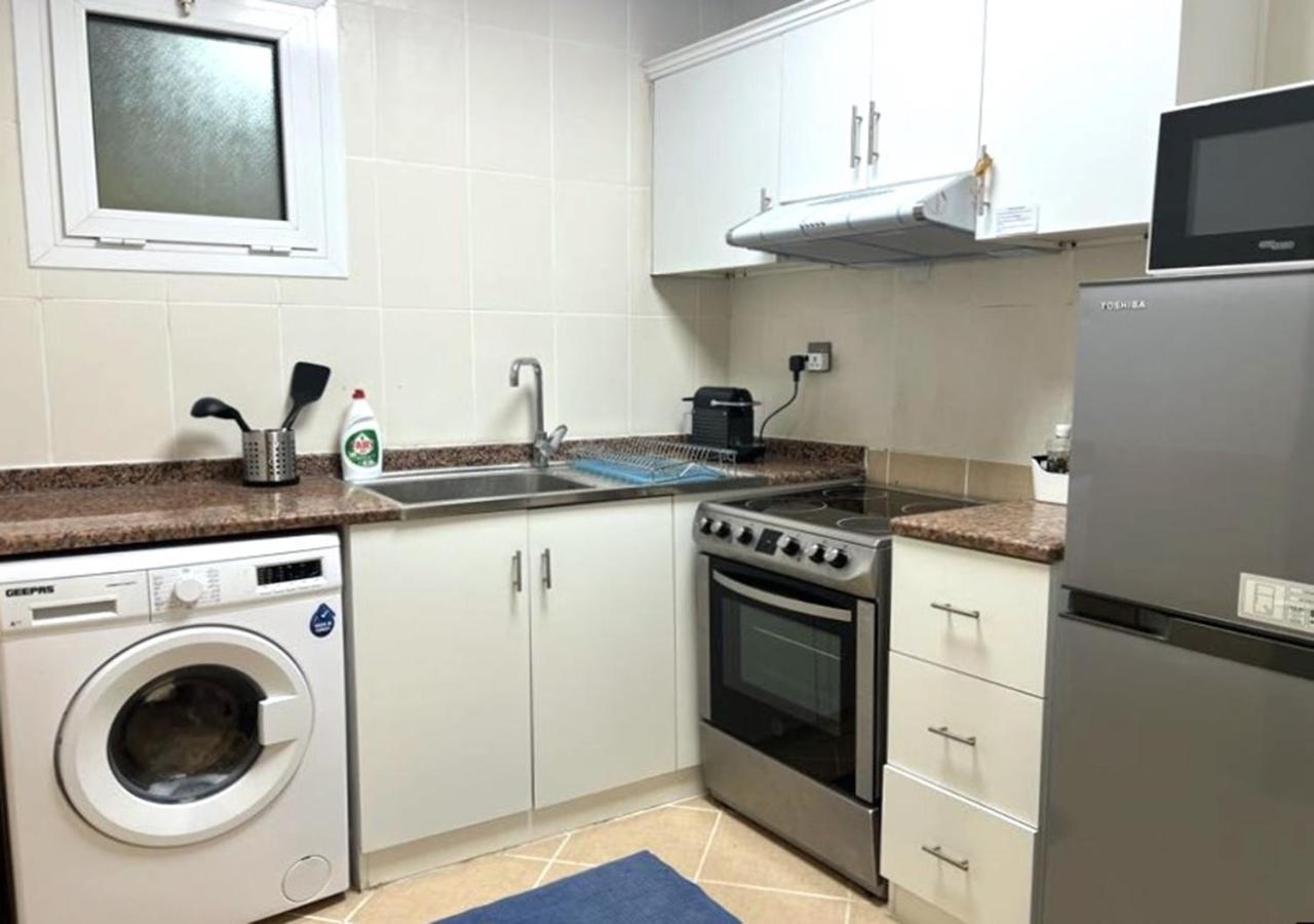 New Minimal Classic 1-bed Dmcc Metro * Dubaï