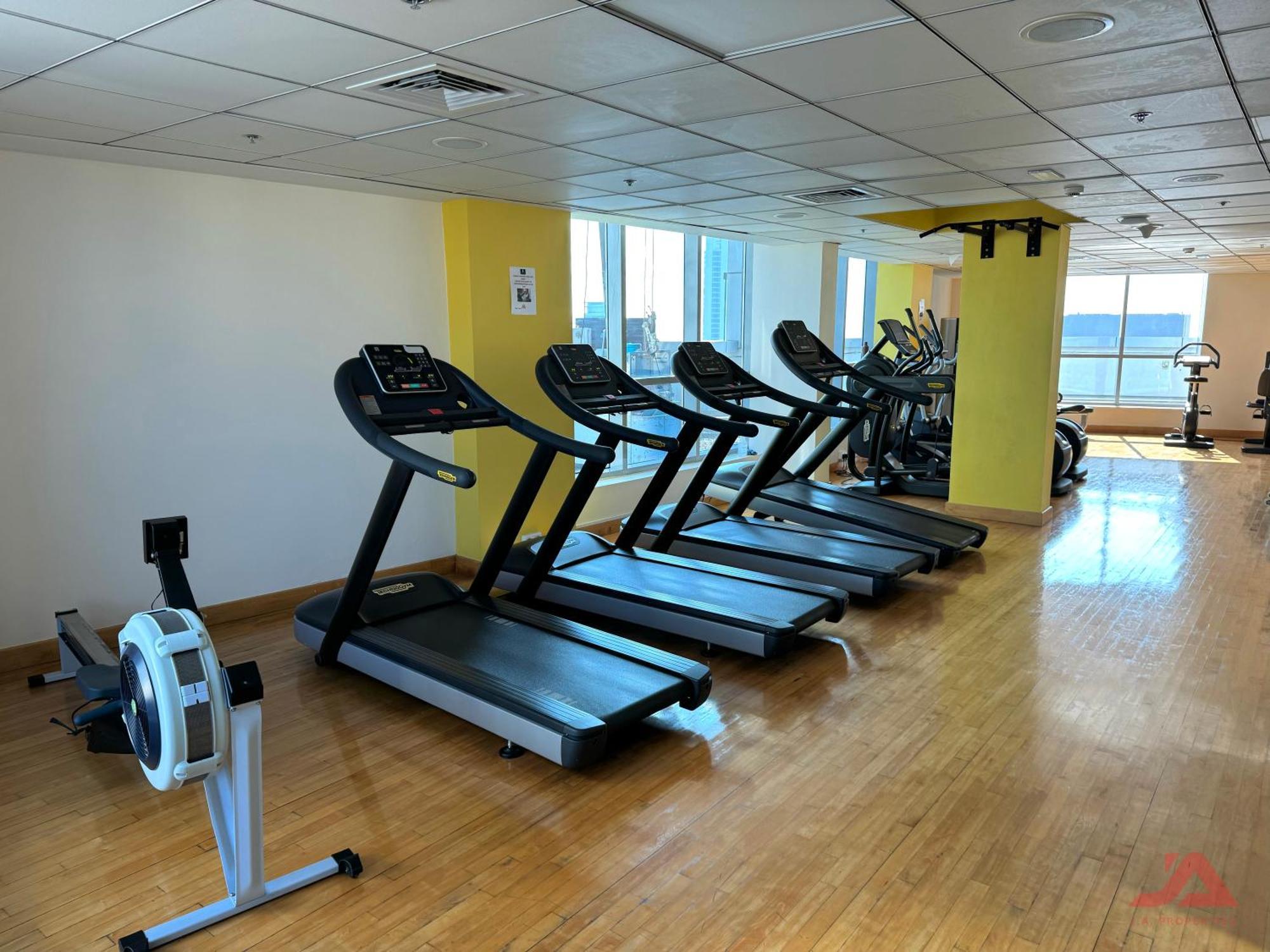 Cozy Marina & Sea View In Bay Tower Marina With Modern Gym & Pool, Steps To & Metro Apartament Dubai