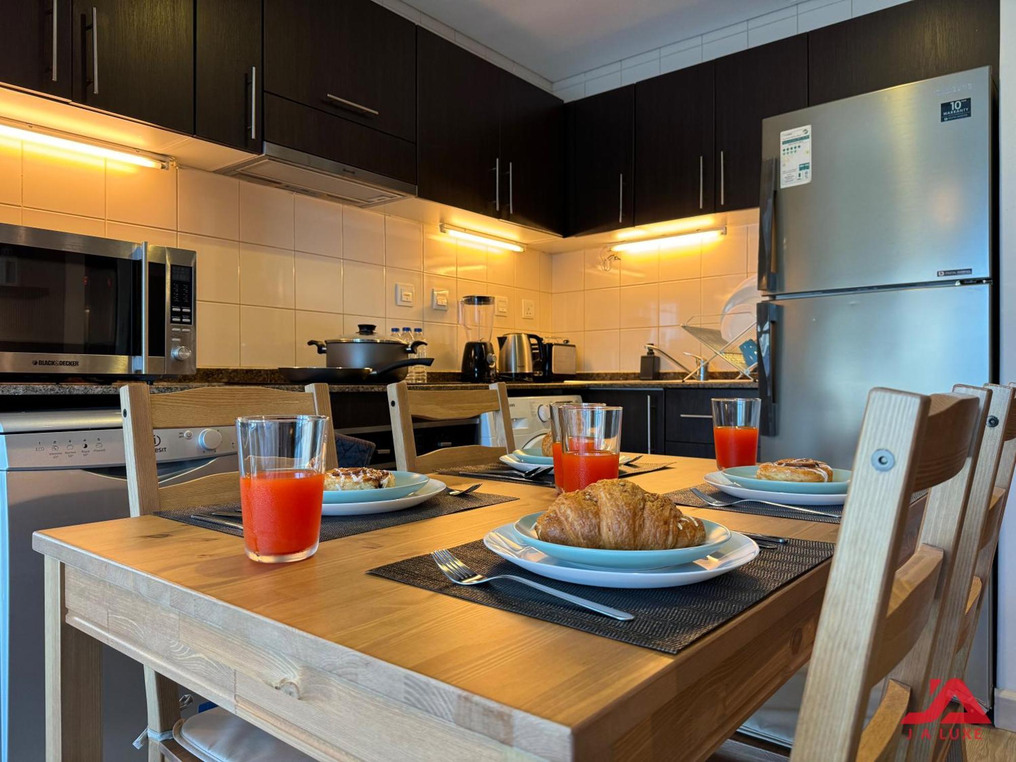 Cozy Marina & Sea View In Bay Tower Marina With Modern Gym & Pool, Steps To & Metro Apartament *