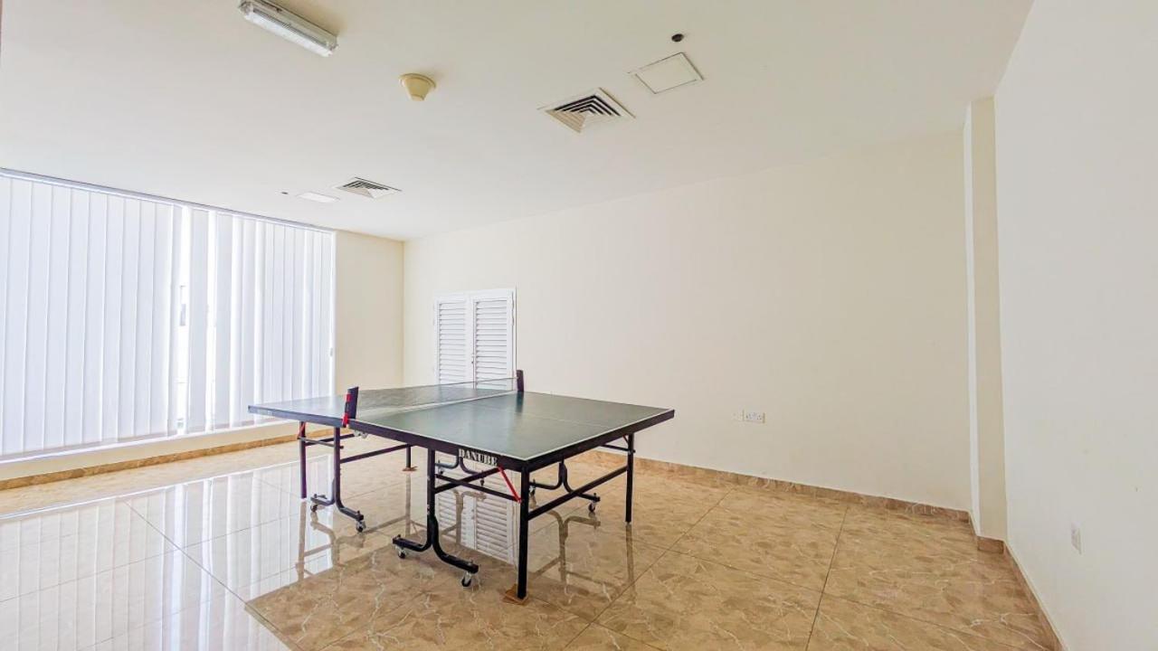 Amazing 1 Bedroom Maid In Laya In Jvc *