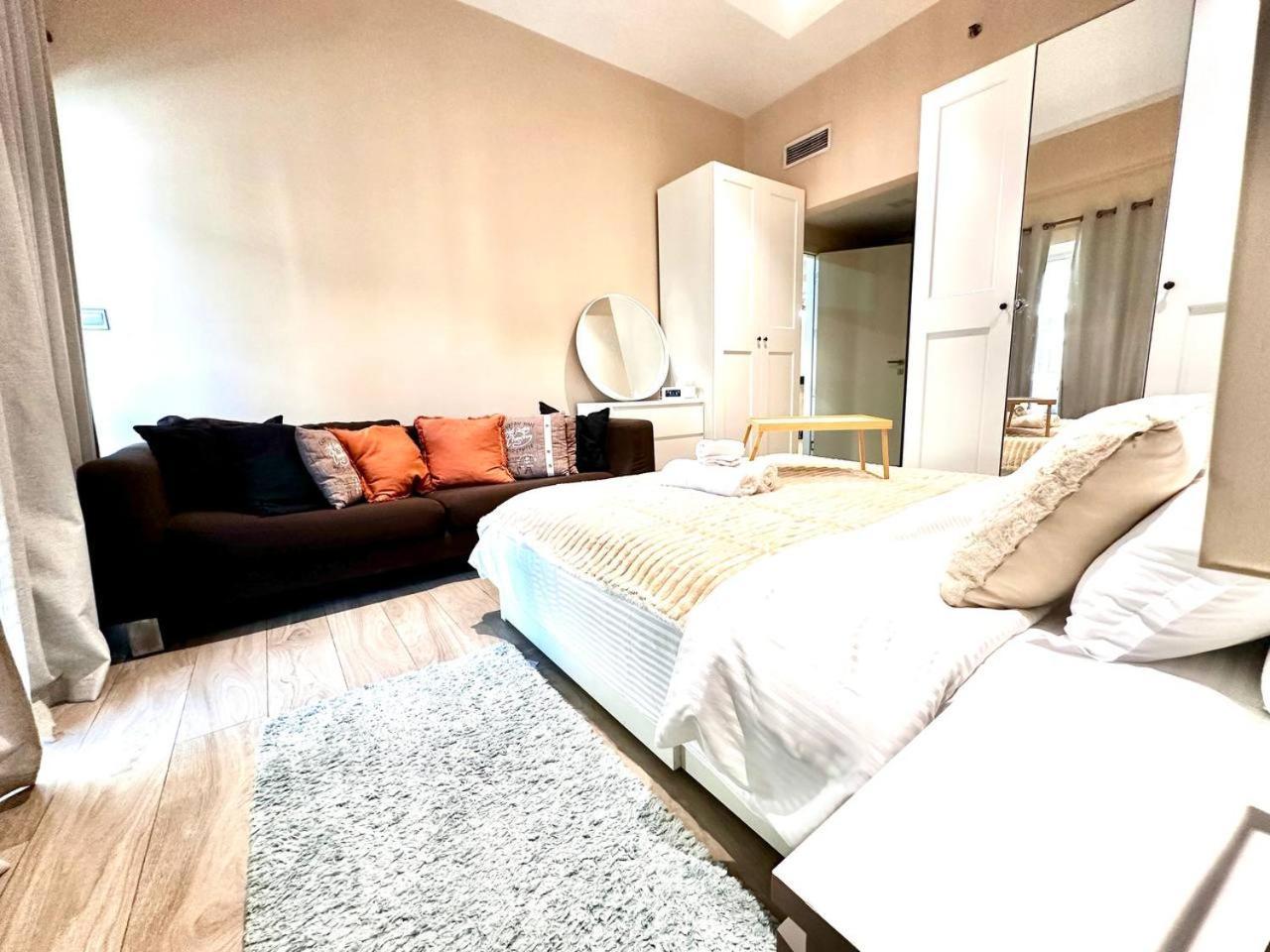 Appartement Amazing 1 Bedroom Maid In Laya In Jvc Dubaï