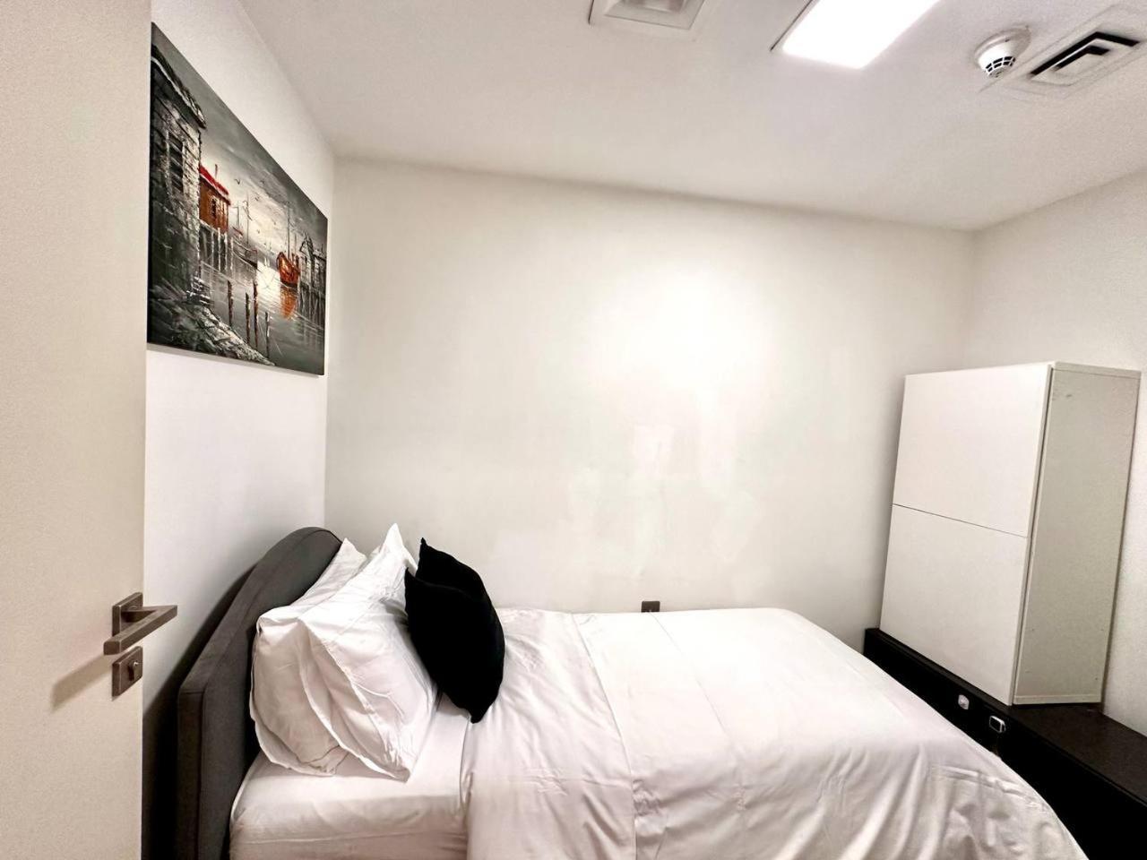 Amazing 1 Bedroom Maid In Laya In Jvc Appartement Dubaï