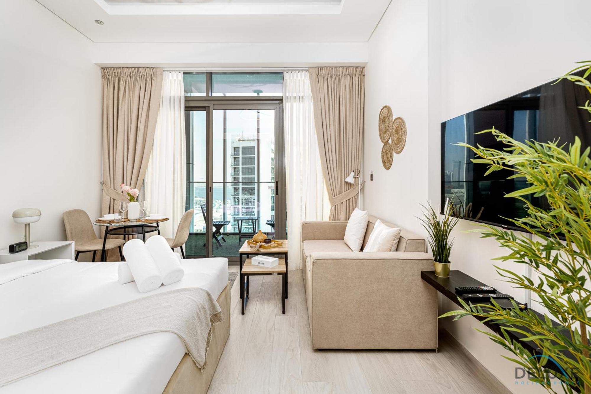 Appartement Charming At Farhad Azizi Al Jaddaf By Deluxe Homes